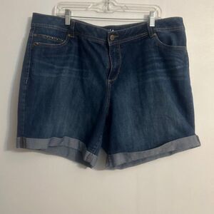 Sonoma Lifestyle Modern Fit 5 pocket walking shorts, size 18W